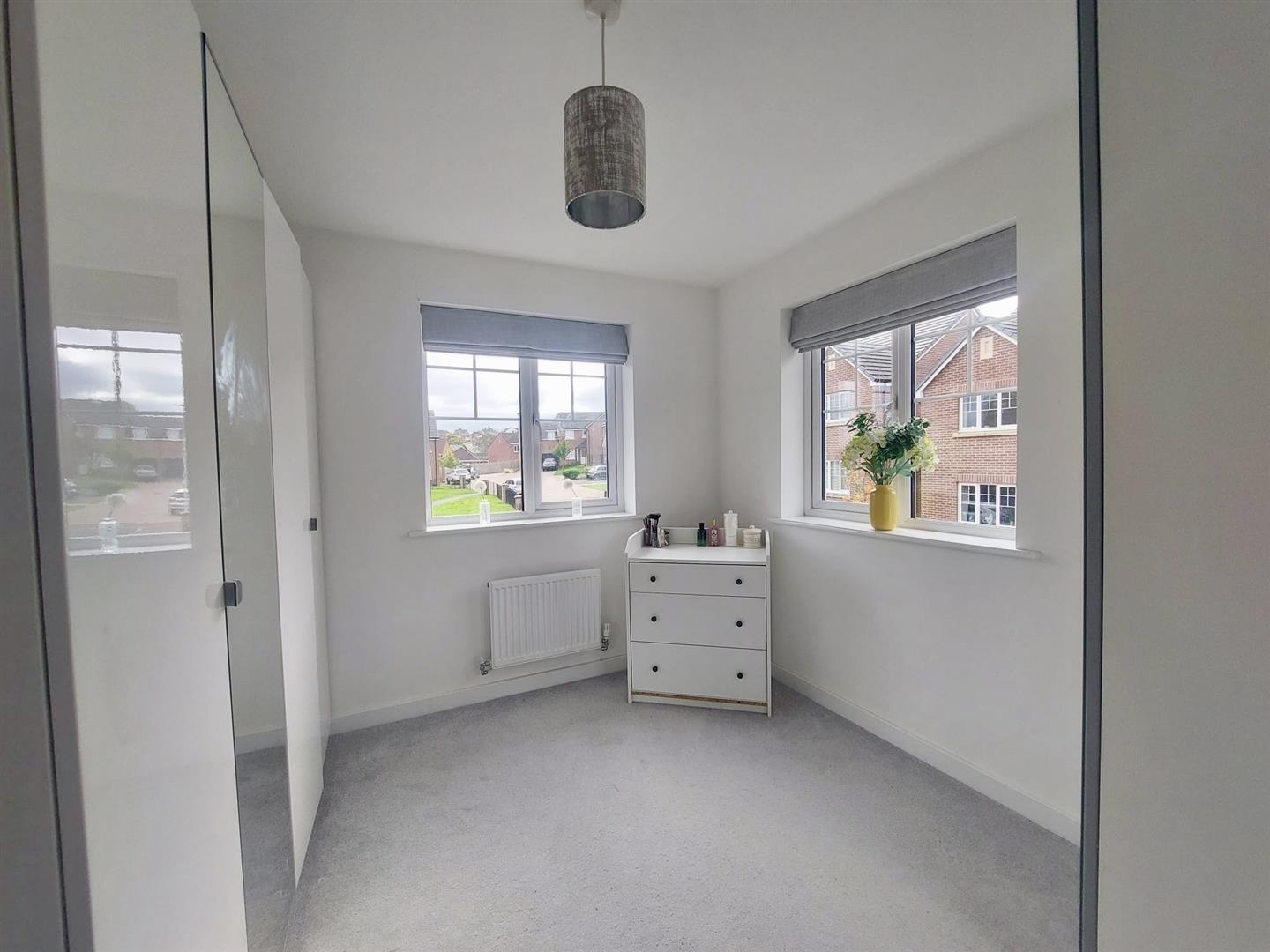 Clos Benallt Fawr, Pontarddulais, Swansea, SA4 0TQ
